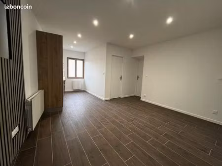 appartement 3 pièces 44 m²