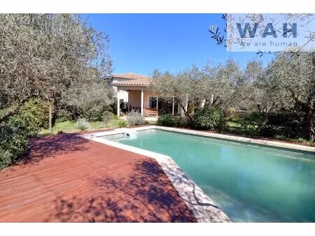 villa d'architecte 6 pieces de 150m2 + garage et piscine / 1500m2 de terrain - 34160 st...