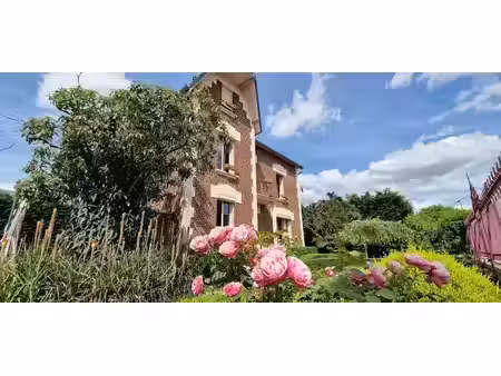 vente maison 5 pièces 203 m² à anguilcourt-le-sart (02800)  226 900 €