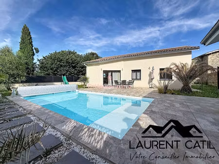 villa contemporaine de plain-pied avec piscine  pool house et prestations récentes - secte