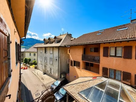 spacieux t2 de 66 2 m2 avec jardin privatif et cave
