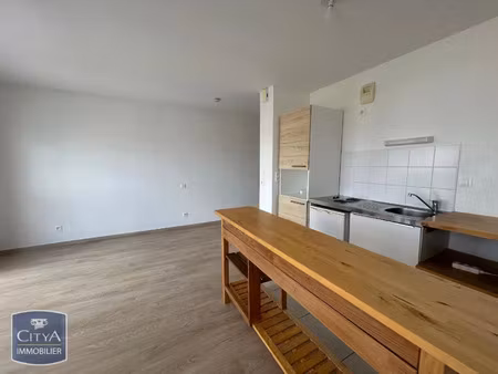 appartement à louer 1 pièce 31.36 m² - la rochelle (17) - 583€