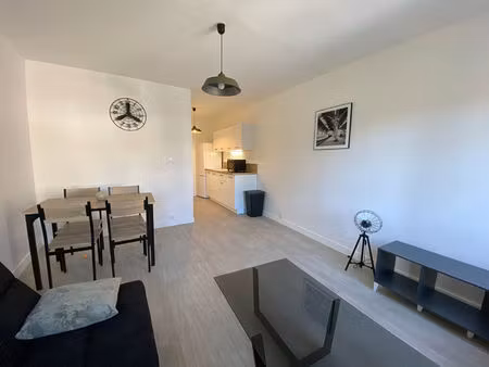 appartement louviers t2 meublé.44.15 m²