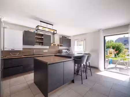 le patio  bel appartement t3 en rez-de-jardin