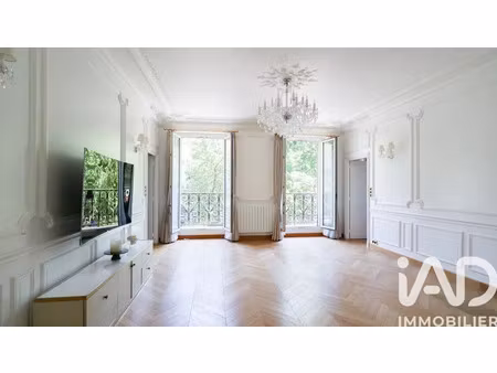 appartement à paris (75010)