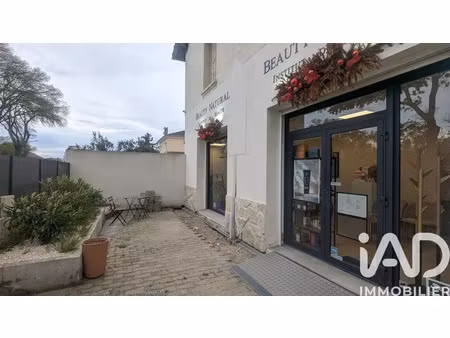 esthétique  coiffure​ à sorgues (84700)