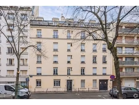 location entrepôt paris 75015 160m²