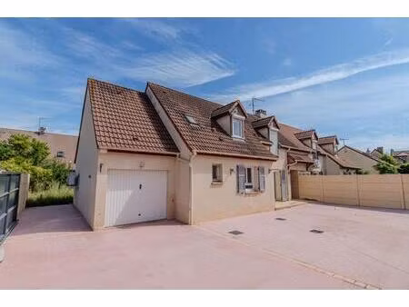 maison familiale - coeur de gargenville et gare à quelques pas
