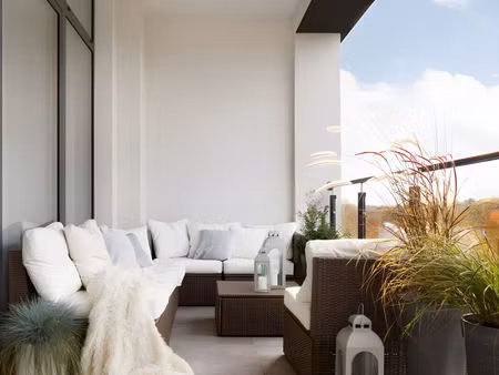 confortable t2 avec superbe loggia proche tram quartier belcier