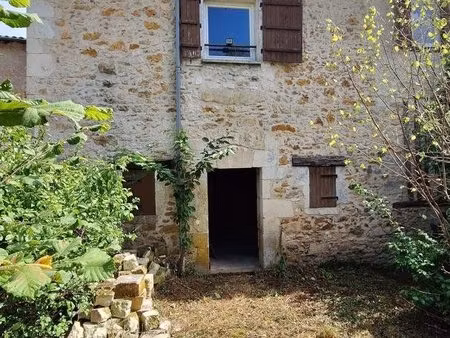 maison proche nontron