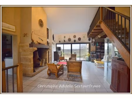 monpazier proche maison en pierres dans cadre sauvegardé  4 chambres dont 2 de plain pied 