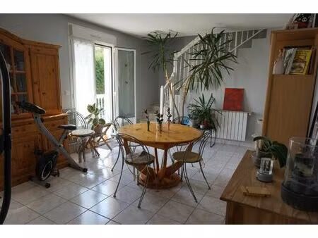 location appartement 4 pièces 97m² sens 89100