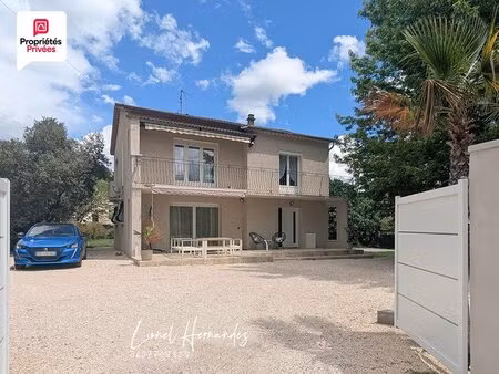maison rénovée de 123 m² avec terrain plat  clos et arboré de 1250 m²