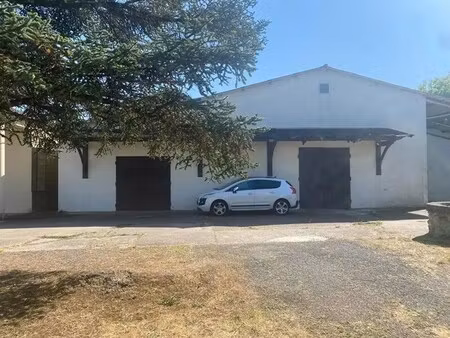 vente entrepôt pomerol 33500 600m²