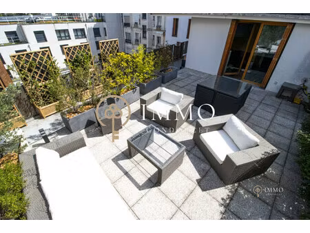 apt 3 pièces coeur de ville avec terrasse de 75m2