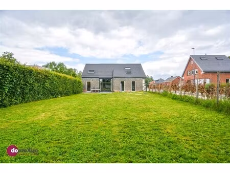 recent gerenoveerde gezinswoning met zonnige tuin in hartje schiplaken