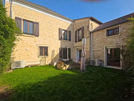 vente maison 6 pièces  142.00m²  oinville