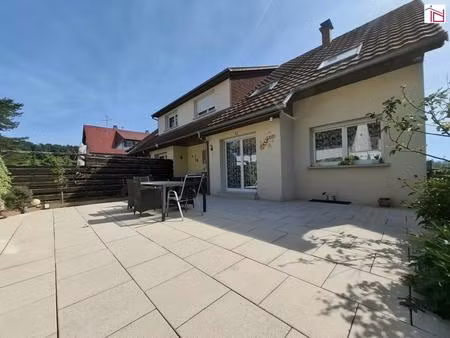 maison mitoyenne rénovée au calme
