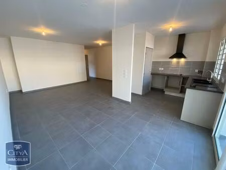 location appartement 3 pièces 89m² st denis 97400
