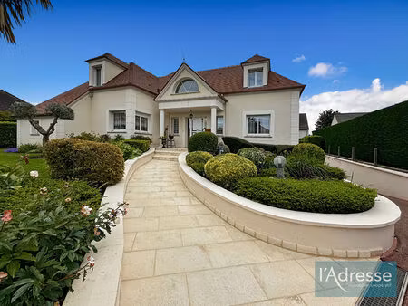 vente maison 9 pièces  270.00m²  ballancourt
