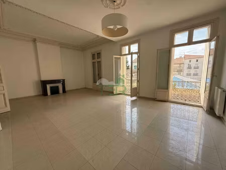 béziers – proche allées paul riquet  appartement/bureau t4 d