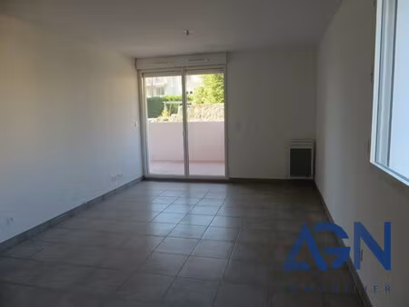 a vendre : appartement 3 pieces de 60m² quartier aiguerelles a