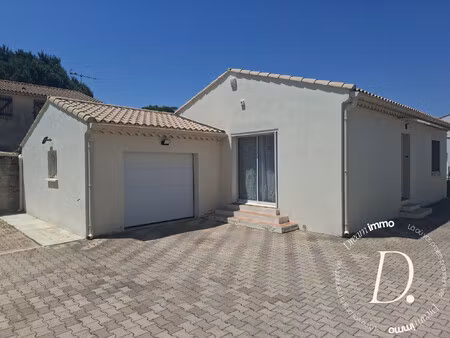 agréable maison de plain-pied 3 pièces avec garage et jardin
