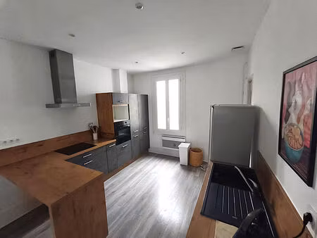 appartement meublé 4 pièce(s) 92.35 m2 - secteur comedie