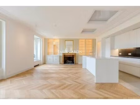 appartement de 5 pièces de luxe en location à champs-elysées  madeleine  triangle d’or  pa