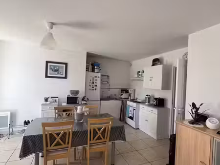 vente appartement saint-paul-trois-châteaux 26130 - - surface privée