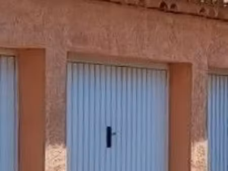 vente local commercial château-arnoux-saint-auban 04160 - 32500 € - surface privée
