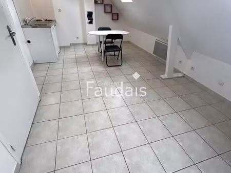 location appartement 1 pièce 17m² st lo 50000