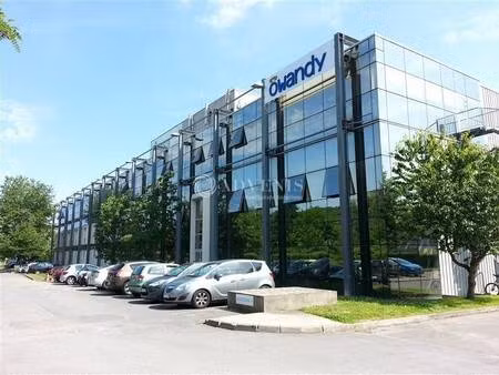 location bureaux 320 m² à 820 m²