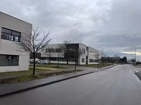 location bureaux 194 m²