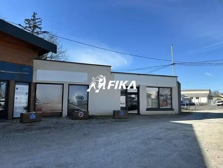 location bureaux 64 m²