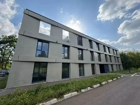 location bureaux 109 m²