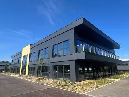 vente bureaux 131 m² à 277 m²