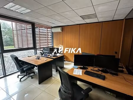 location bureaux 87 m² à 422 m²