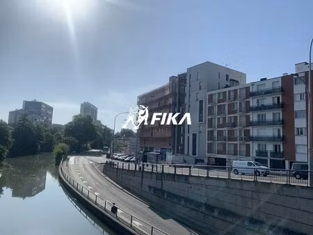location bureaux 234 m²