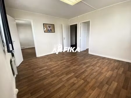 location bureaux 135 m² à 331 m²