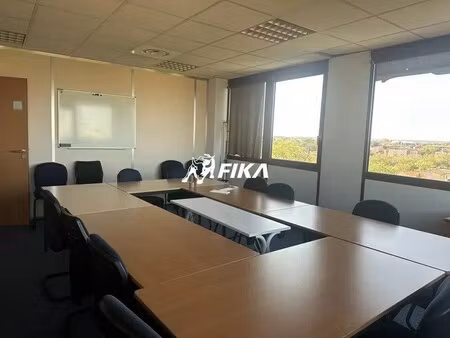location bureaux 228 m² à 456 m²