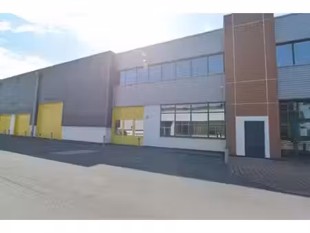 location bureaux 142m² à 999m²