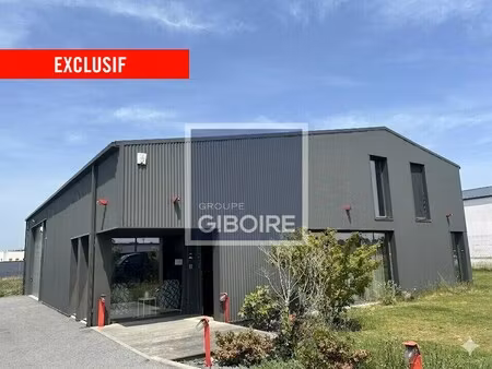 vente entrepôt breal sous montfort 35310 255m²