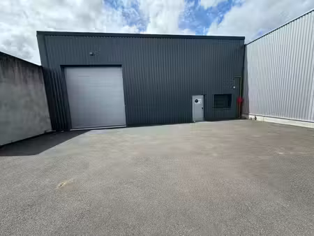 location entrepôt cormontreuil 51350 480m²