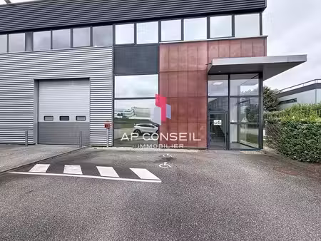 location local d’activités 515m²