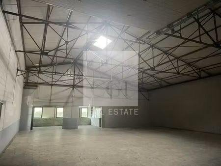 vente local d’activités froges 38190 380m²