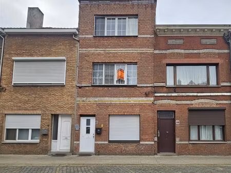 huis te koop in merksem met 4 slaapkamers
