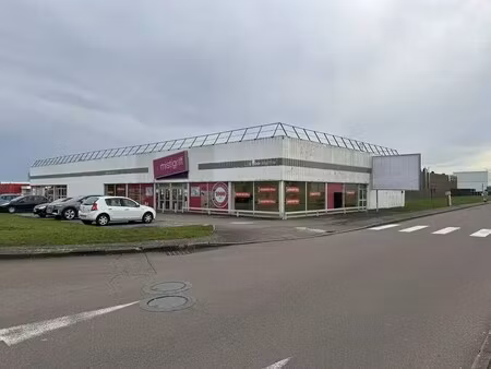 location commerce chenove 21300 1200m²