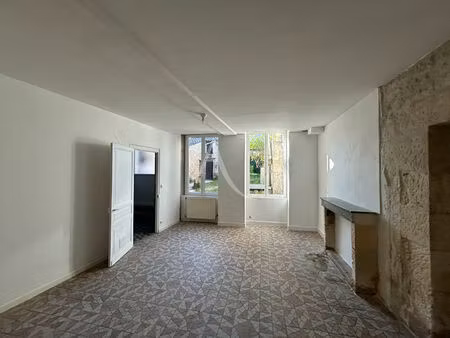 location maison 5 pièces  136.00m²  saint