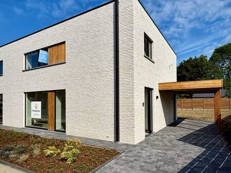 huis te koop in sint-eloois-winkel met 3 slaapkamers
